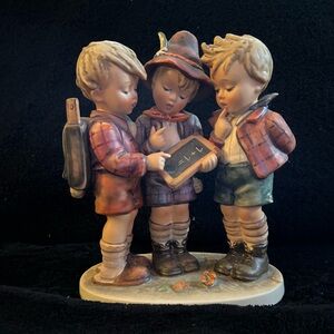 ‘ School Boys' Hummel